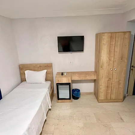 Ados 2* Çeşme
