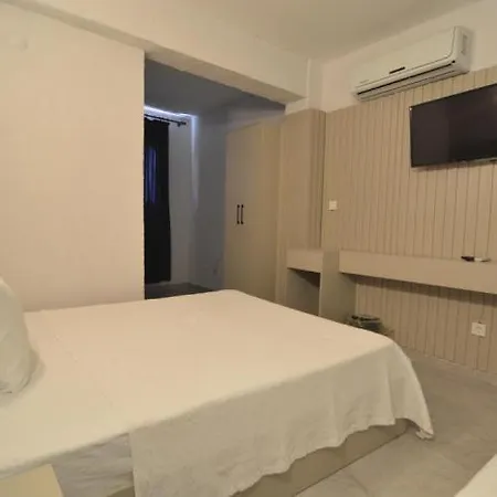 Ados 2* Çeşme