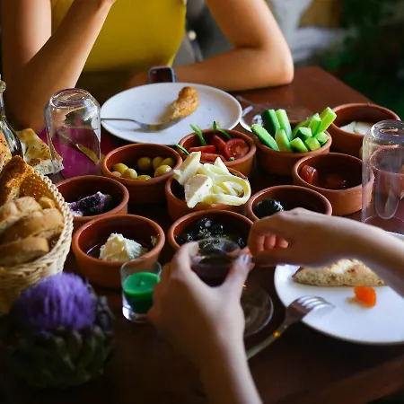 Hotel Ados Çeşme